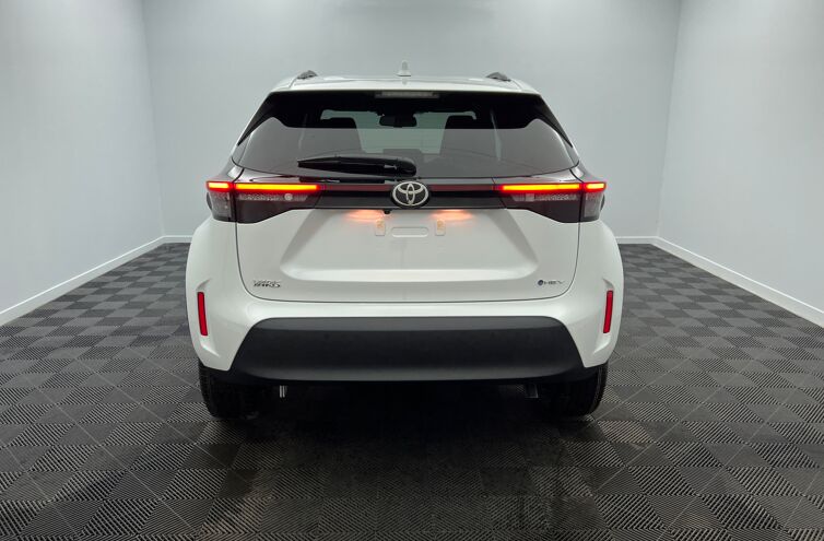 TOYOTA Yaris Cross SUV Hybride Essence
