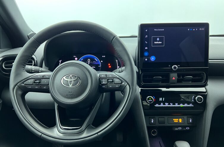 TOYOTA Yaris Cross SUV Hybride Essence