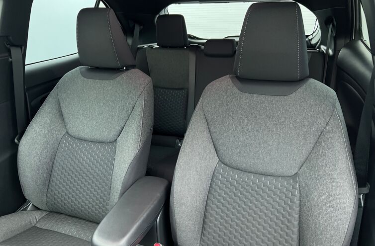 TOYOTA Yaris Cross SUV Hybride Essence