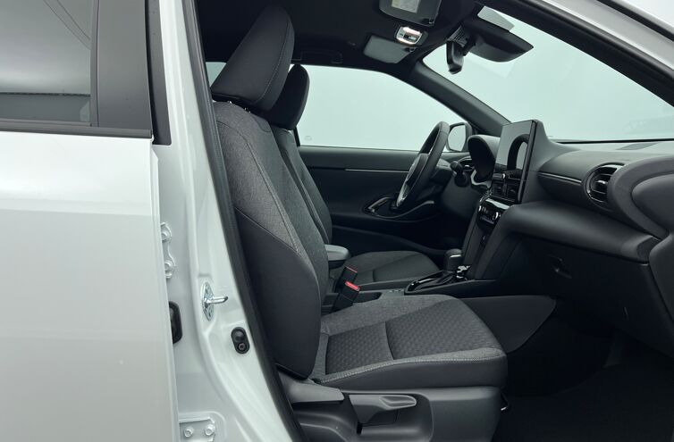 TOYOTA Yaris Cross SUV Hybride Essence