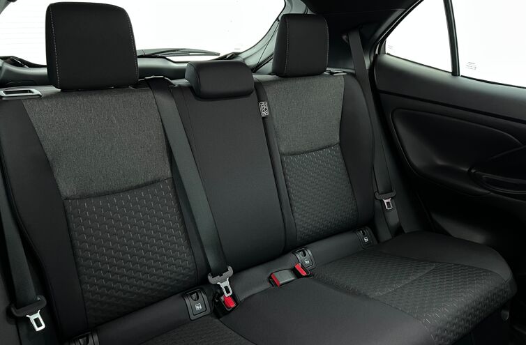 TOYOTA Yaris Cross SUV Hybride Essence