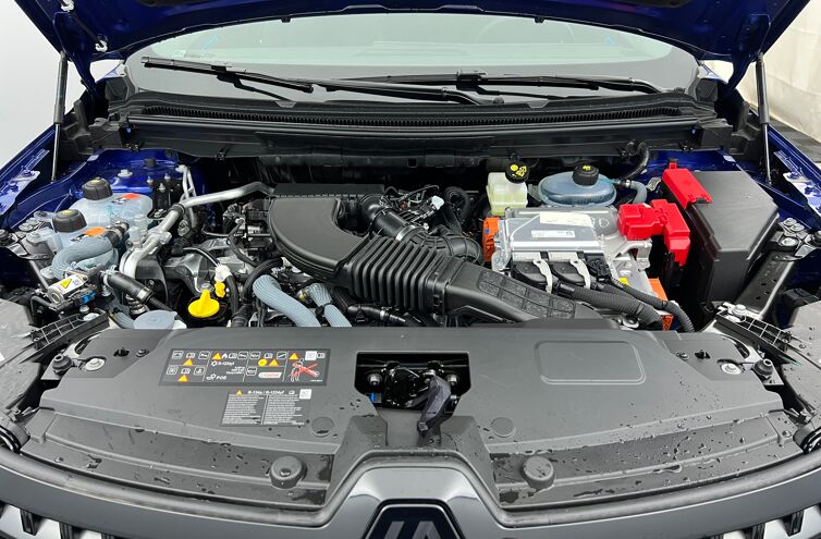RENAULT Austral SUV Hybride Essence