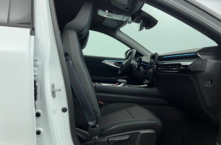 RENAULT Austral SUV Hybride Essence
