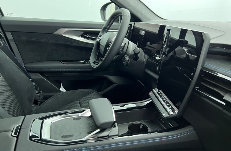 RENAULT Austral SUV Hybride Essence