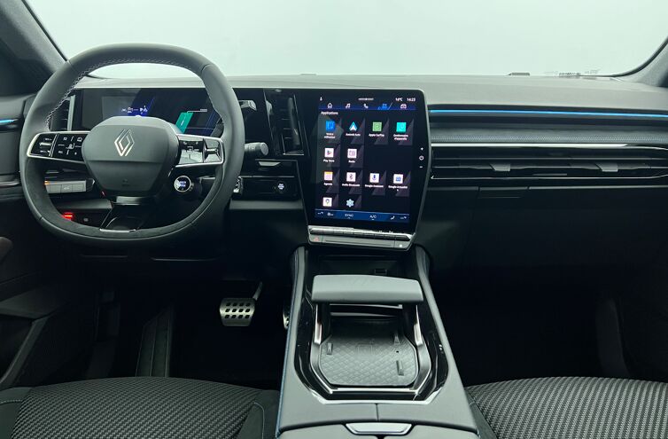 RENAULT Austral SUV Hybride Essence