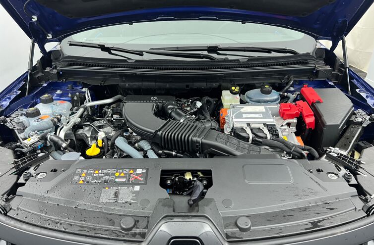 RENAULT Austral SUV Hybride Essence