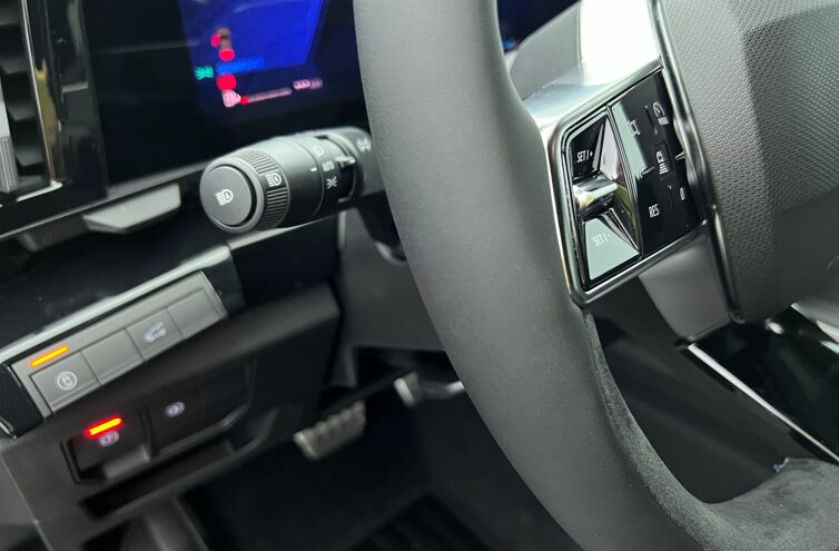 RENAULT Austral SUV Hybride Essence