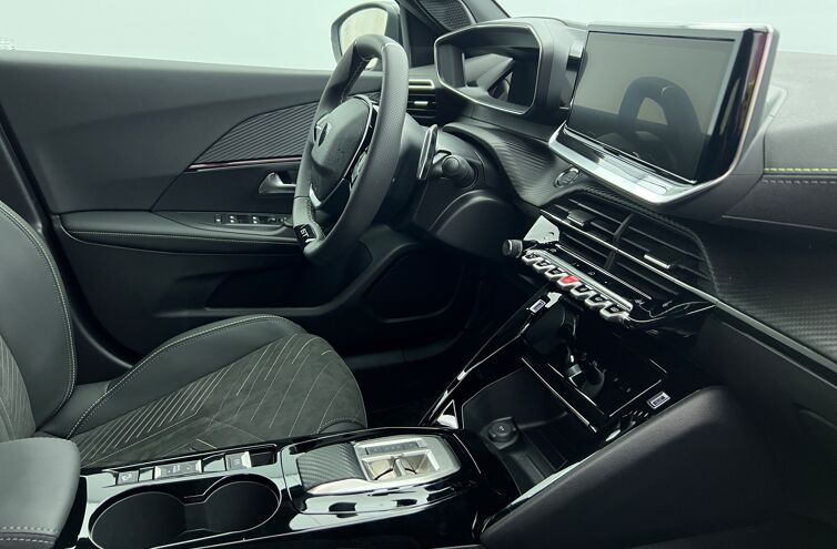PEUGEOT 2008 SUV Hybride Essence
