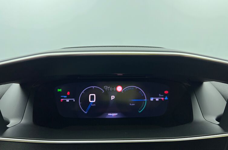 PEUGEOT 2008 SUV Hybride Essence