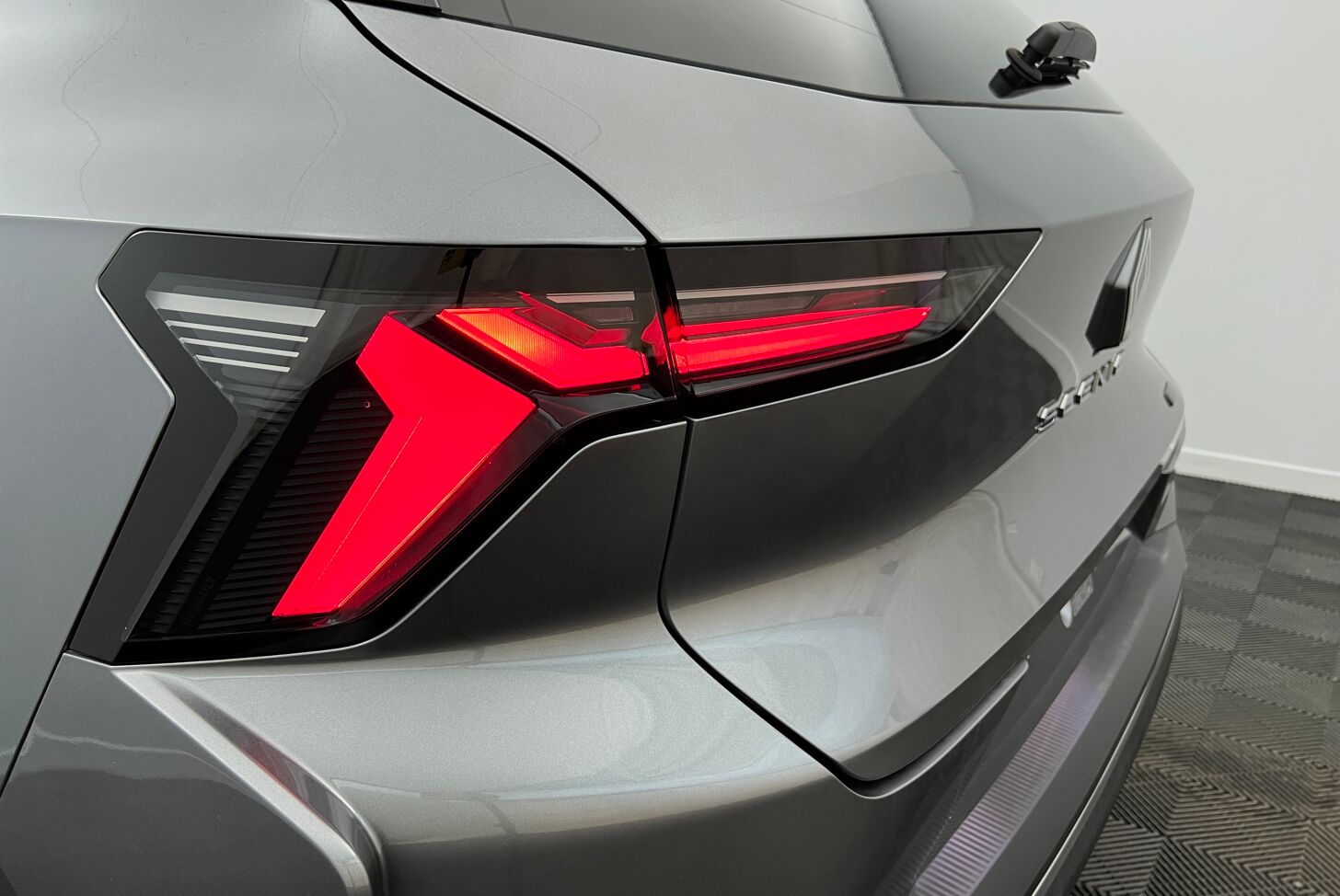 RENAULT Scenic E-Tech électrique SUV Electrique 