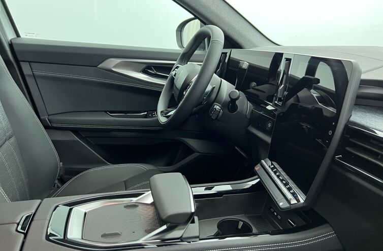 RENAULT Austral SUV Hybride Essence