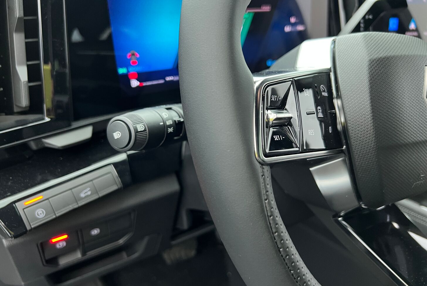 RENAULT Austral SUV Hybride Essence