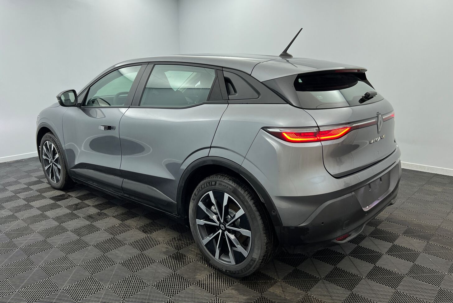 RENAULT Megane E-Tech électrique Berline Electrique 