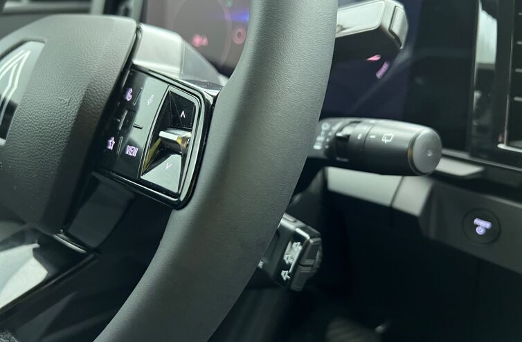 RENAULT Megane E-Tech électrique Berline Electrique 