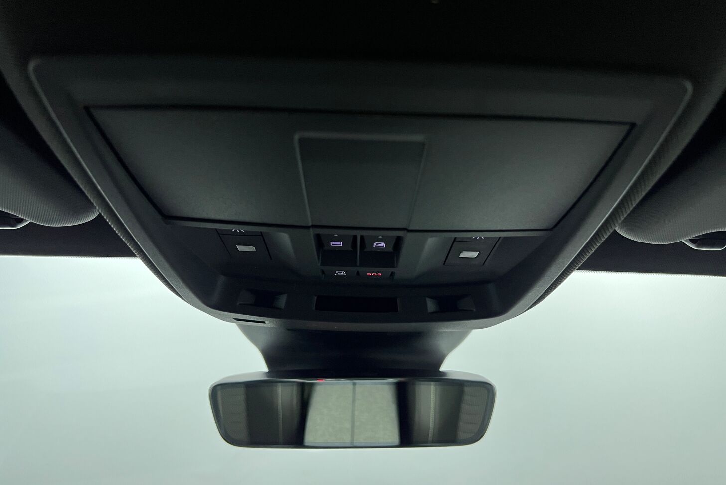 PEUGEOT 3008 SUV Hybride Essence