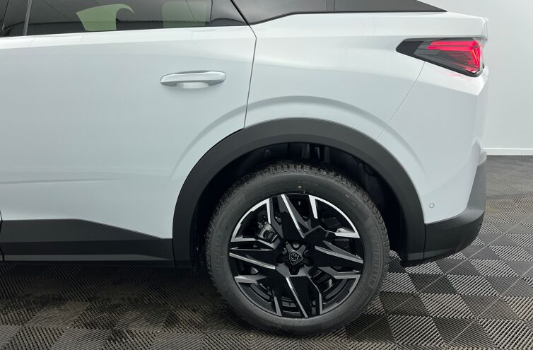 PEUGEOT 3008 SUV Hybride Essence