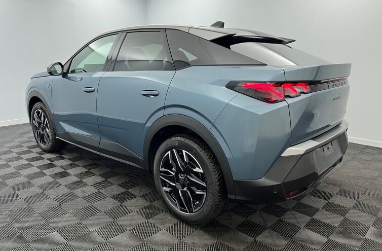 PEUGEOT 3008 SUV Hybride Essence