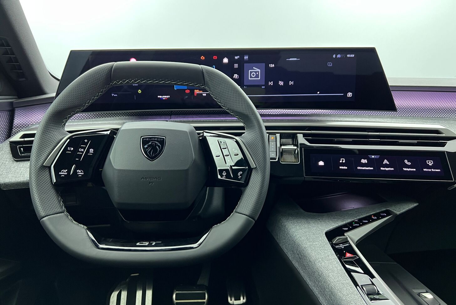 PEUGEOT 3008 SUV Hybride Essence