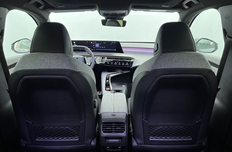 PEUGEOT 3008 SUV Hybride Essence