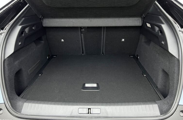 PEUGEOT 3008 SUV Hybride Essence