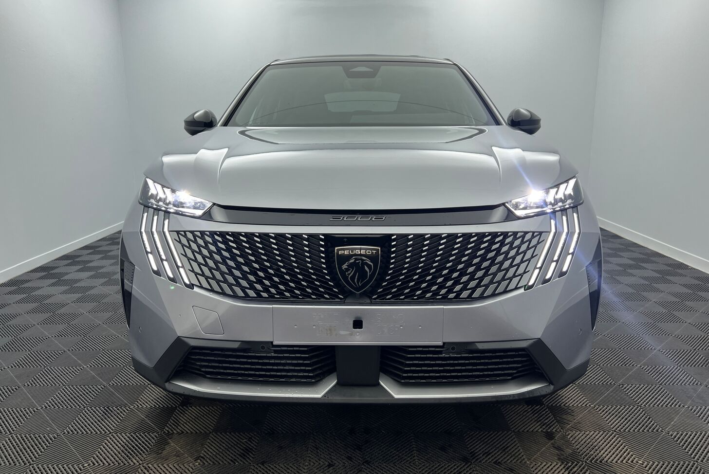 PEUGEOT 3008 SUV Hybride Essence