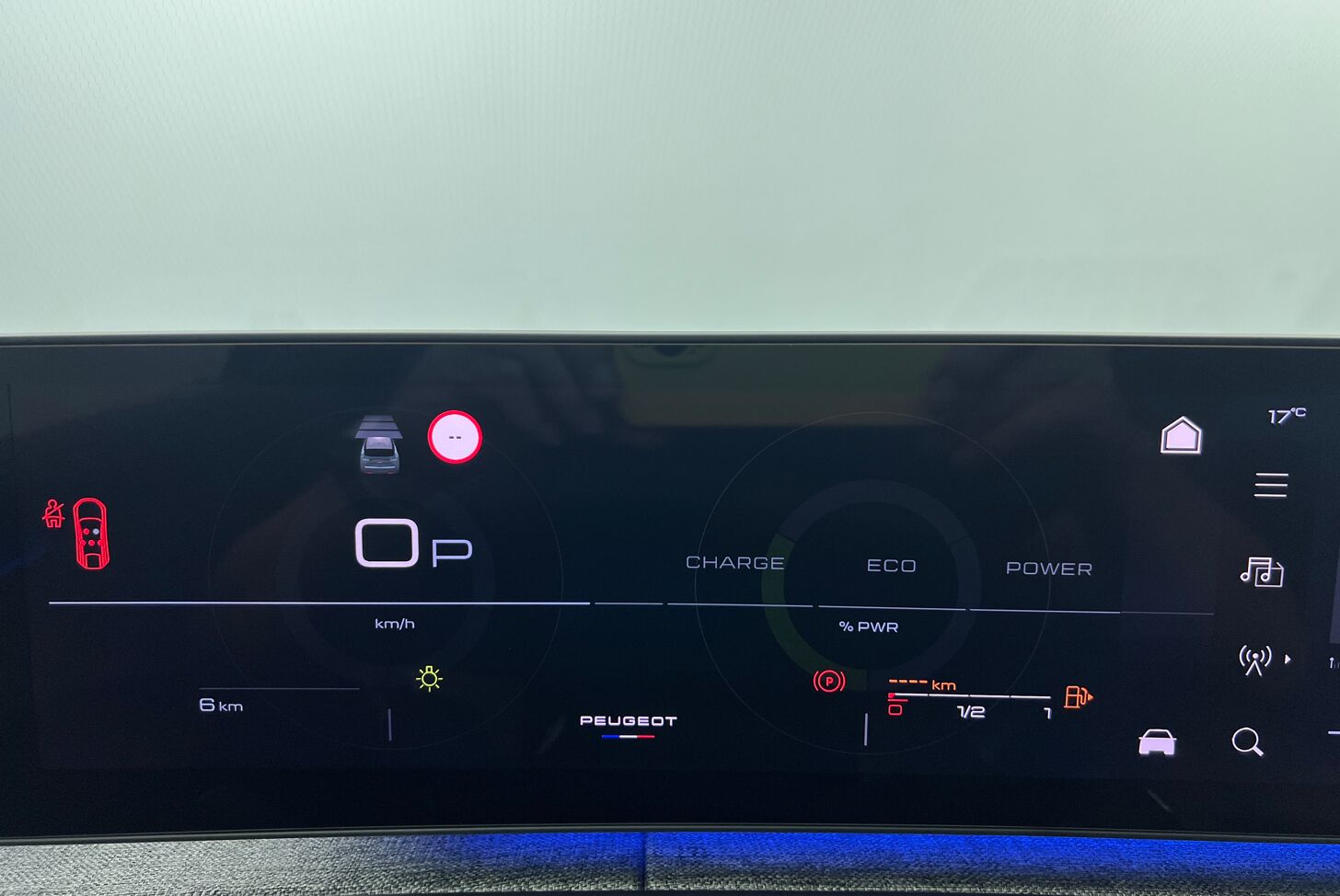 PEUGEOT 3008 SUV Hybride Essence