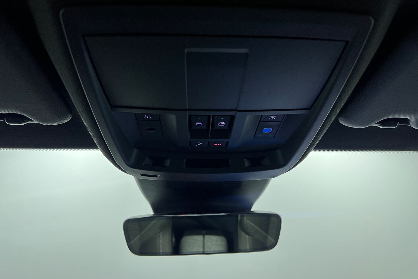 PEUGEOT 3008 SUV Hybride Essence