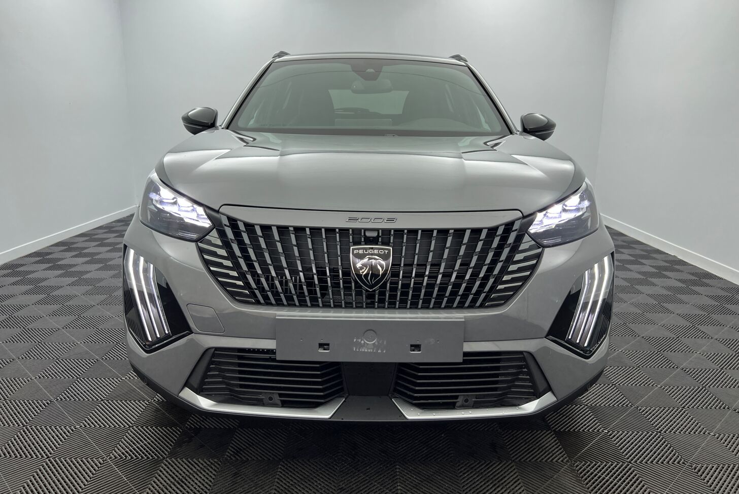 PEUGEOT 2008 SUV Hybride Essence