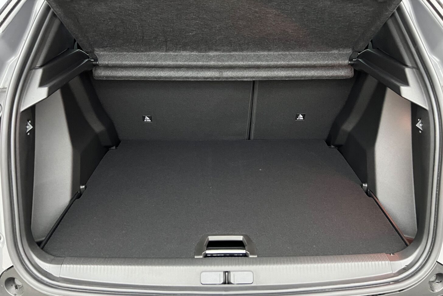 PEUGEOT 2008 SUV Hybride Essence