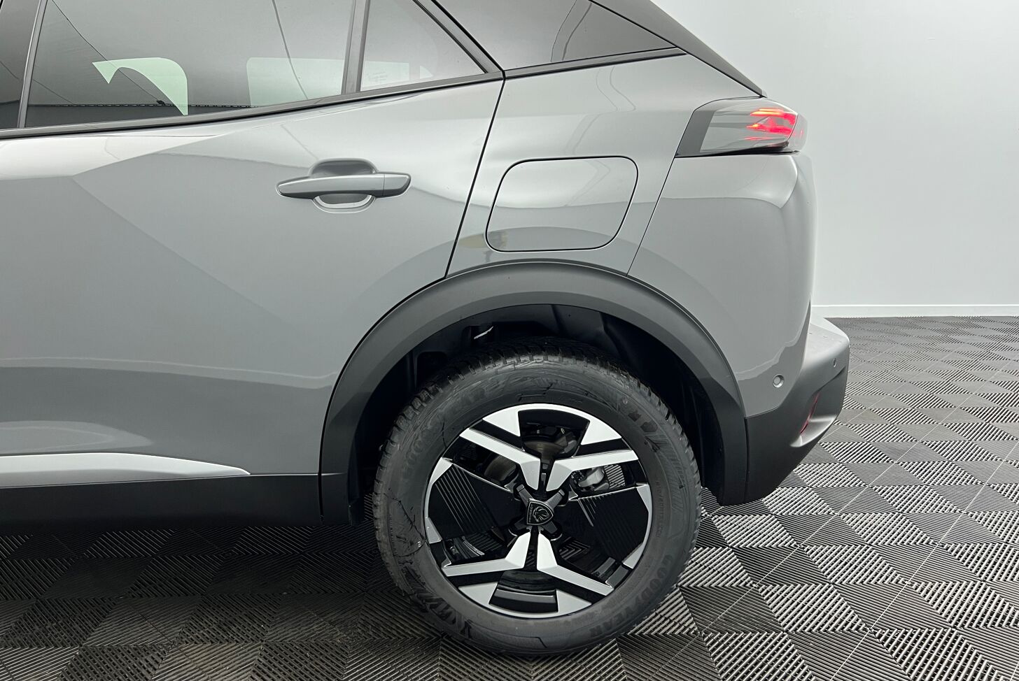 PEUGEOT 2008 SUV Hybride Essence