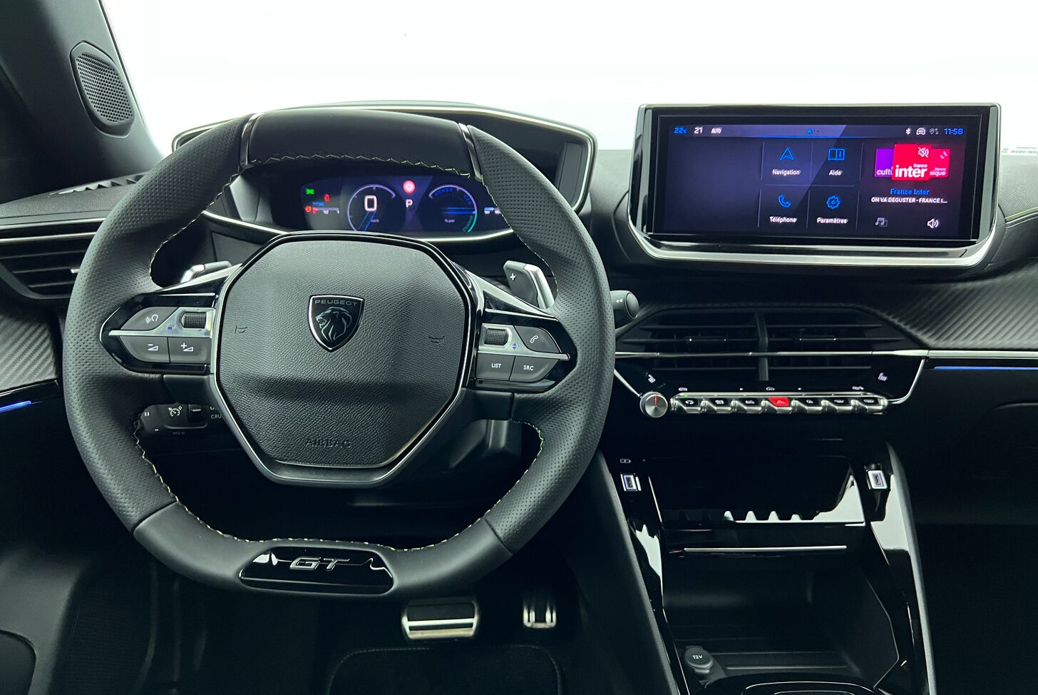 PEUGEOT 2008 SUV Hybride Essence