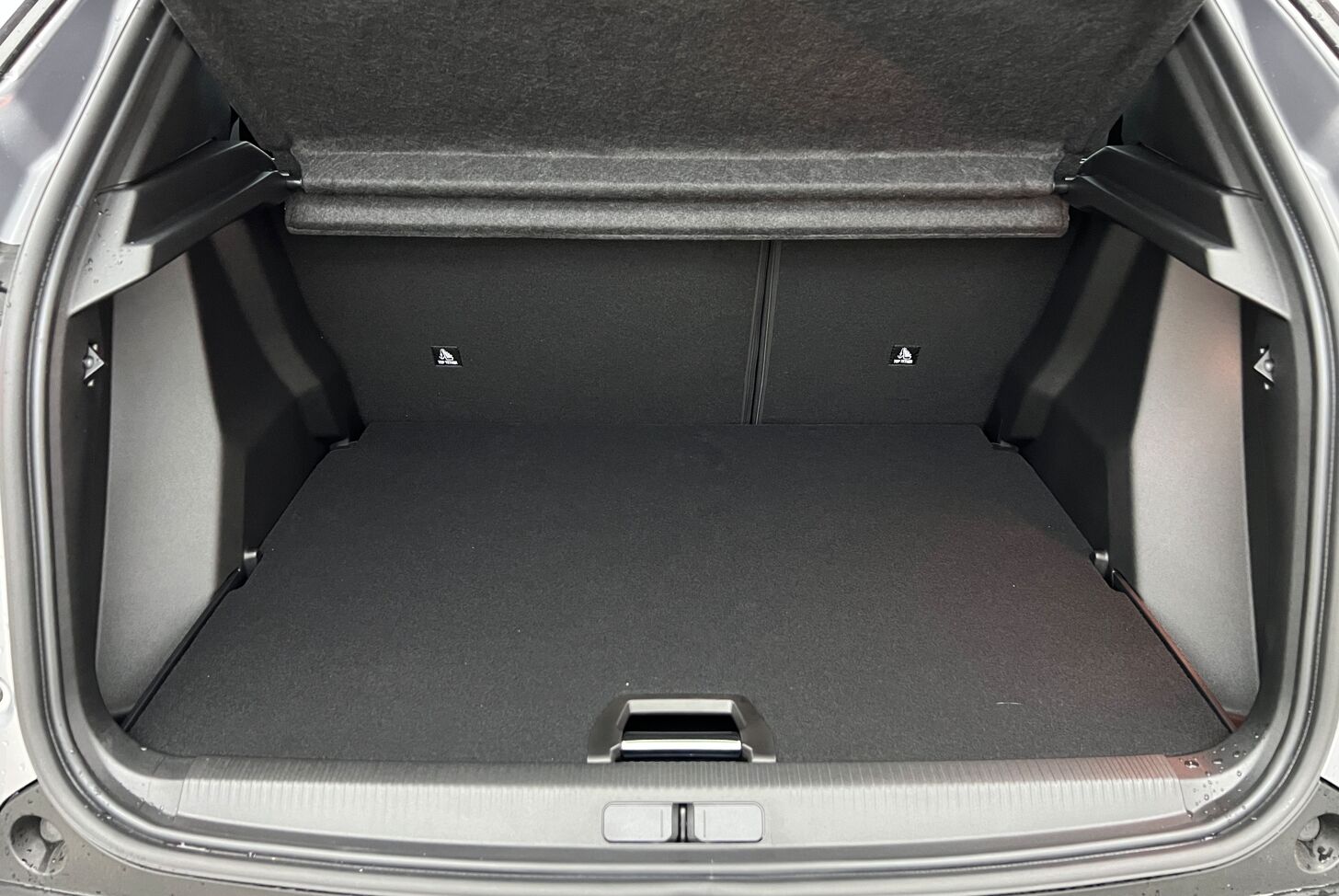 PEUGEOT 2008 SUV Hybride Essence