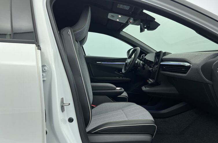 RENAULT Megane E-Tech électrique Berline Electrique 