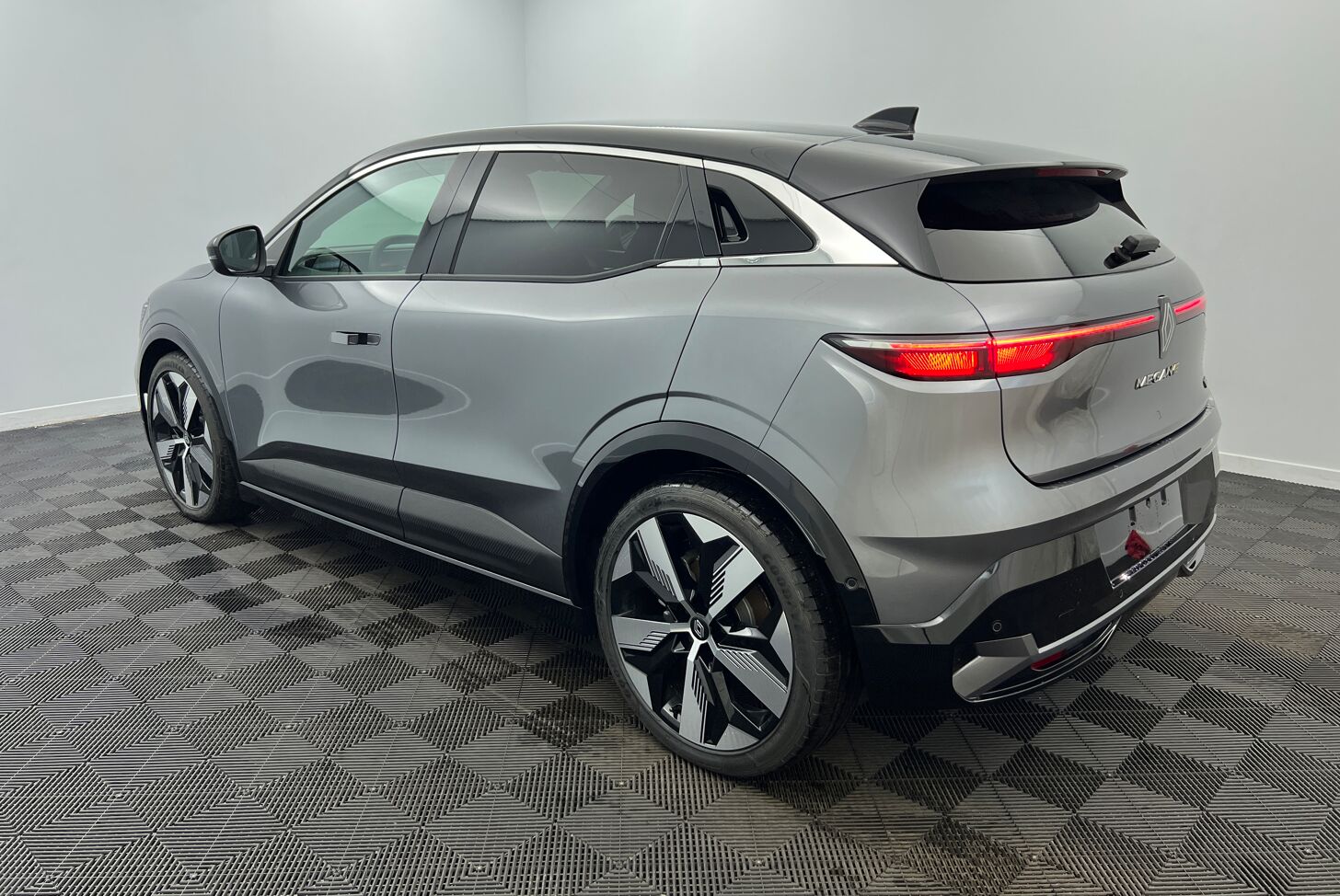 RENAULT Megane E-Tech électrique Berline Electrique 