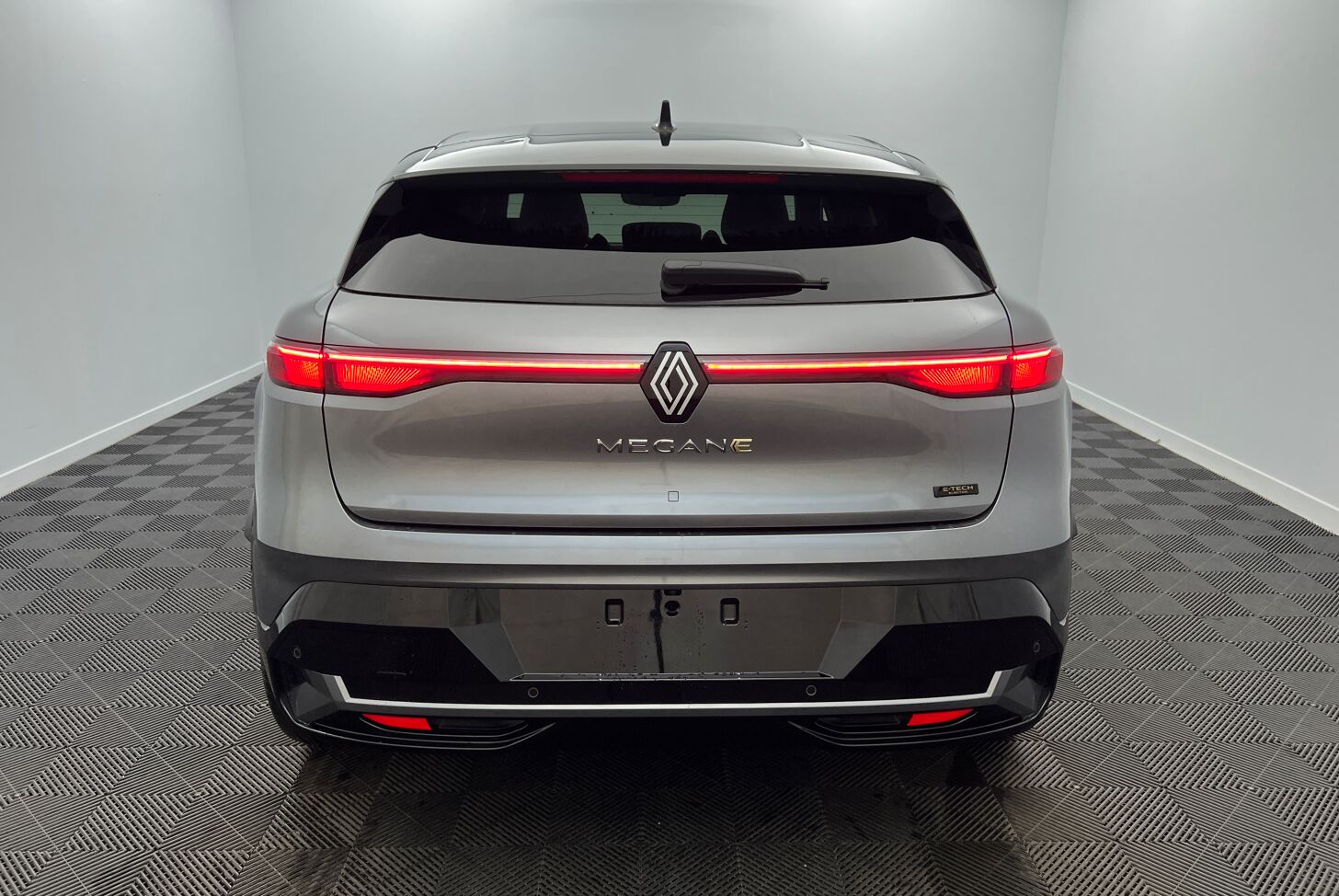 RENAULT Megane E-Tech électrique Berline Electrique 