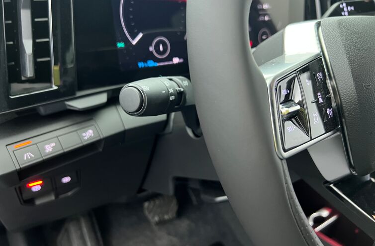 RENAULT Megane E-Tech électrique Berline Electrique