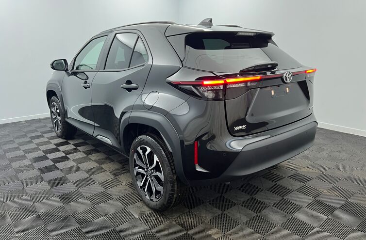 TOYOTA Yaris Cross SUV Hybride Essence