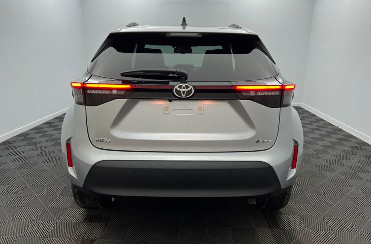TOYOTA Yaris Cross SUV Hybride Essence