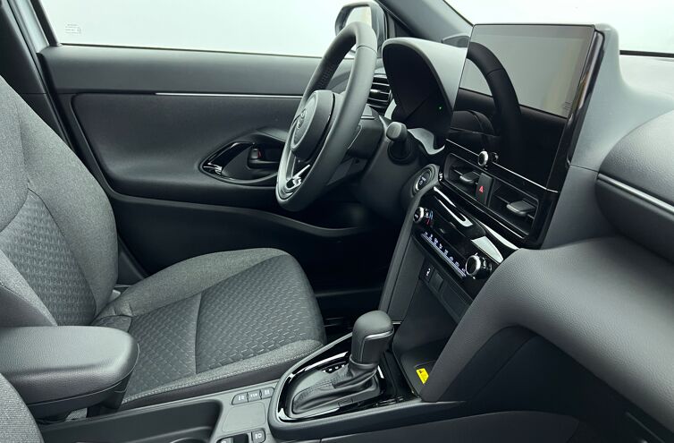 TOYOTA Yaris Cross SUV Hybride Essence
