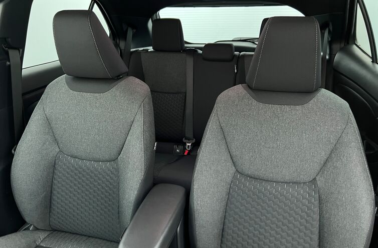 TOYOTA Yaris Cross SUV Hybride Essence