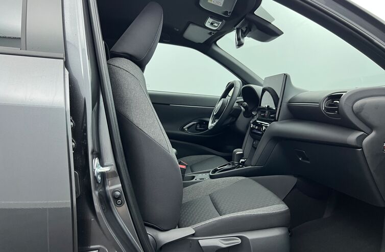 TOYOTA Yaris Cross SUV Hybride Essence
