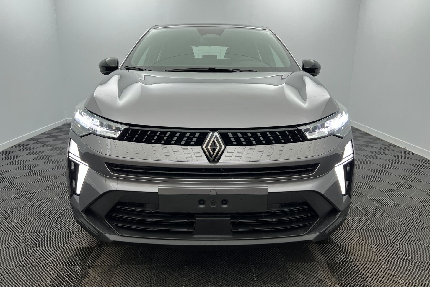 RENAULT Captur SUV Essence 