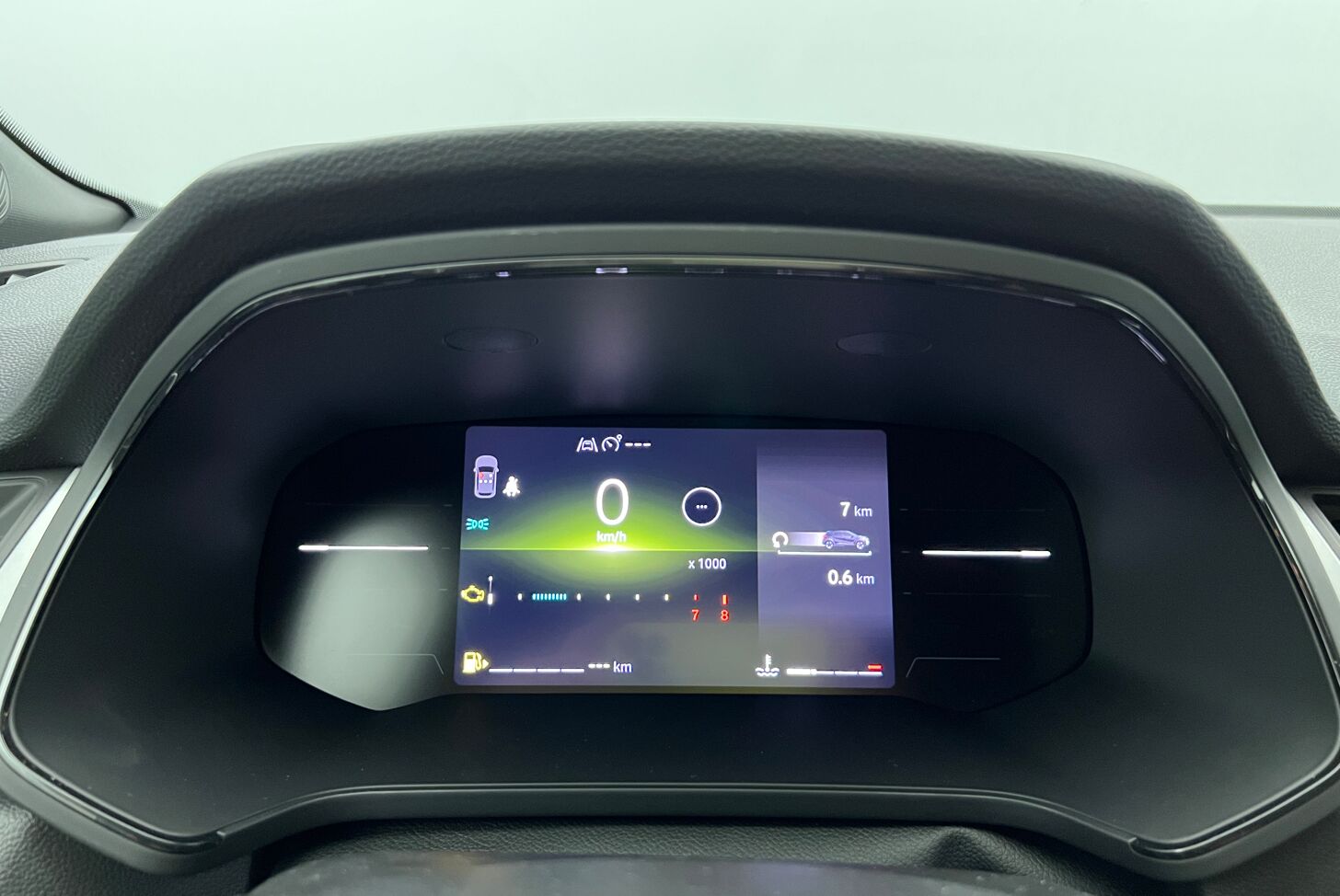 RENAULT Captur SUV Essence 