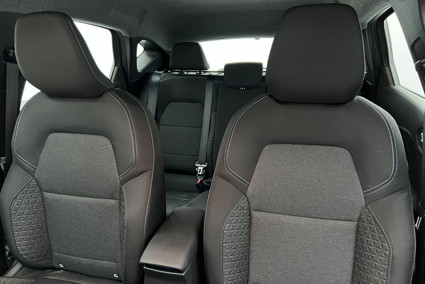 RENAULT Captur SUV Essence 