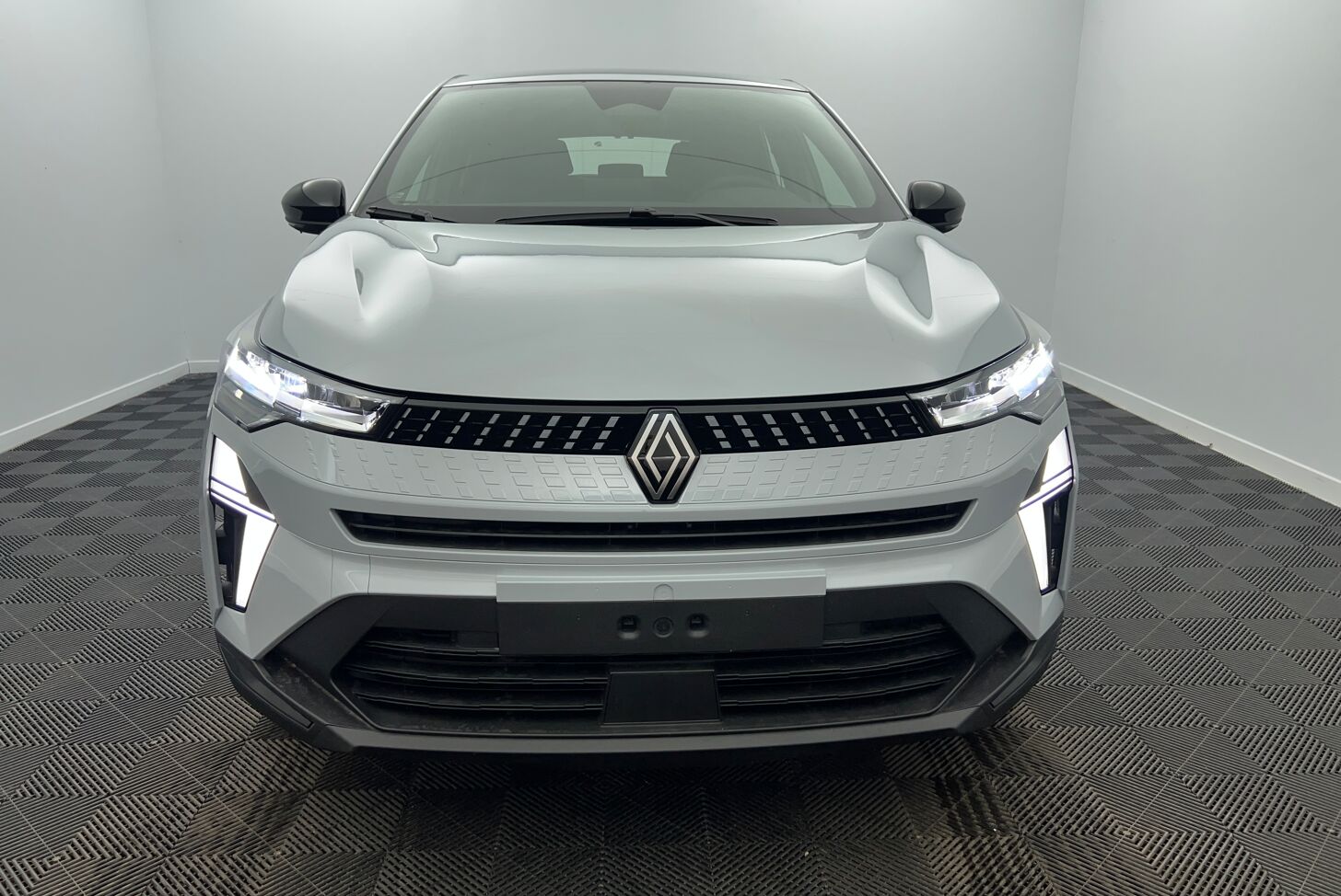 RENAULT Captur SUV Essence 