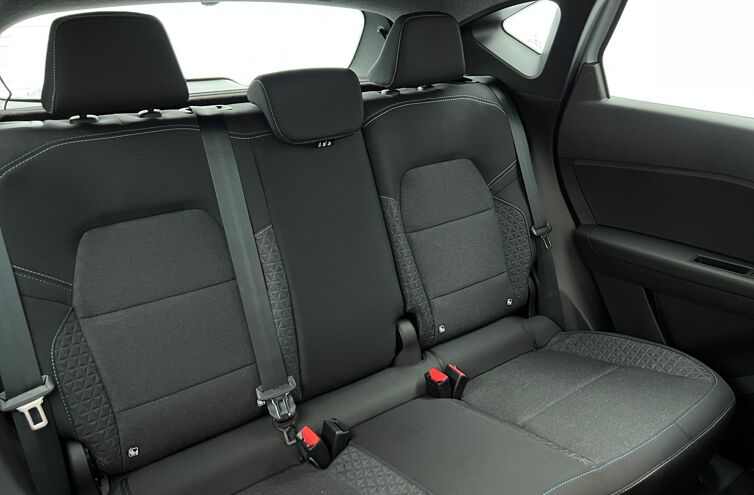 RENAULT Captur SUV Essence 