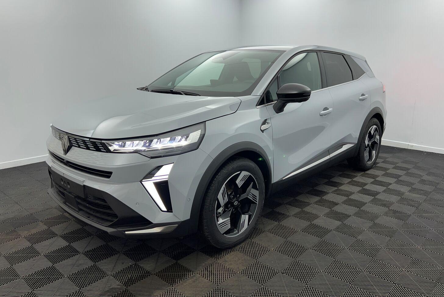 RENAULT Symbioz SUV Hybride Essence