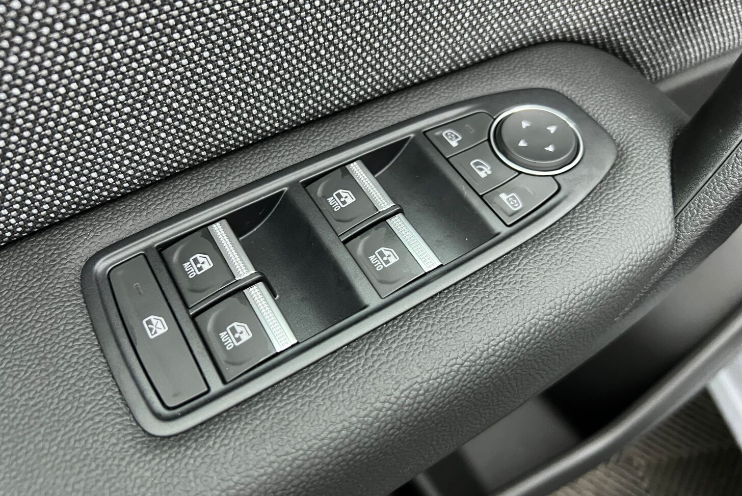 RENAULT Symbioz SUV Hybride Essence