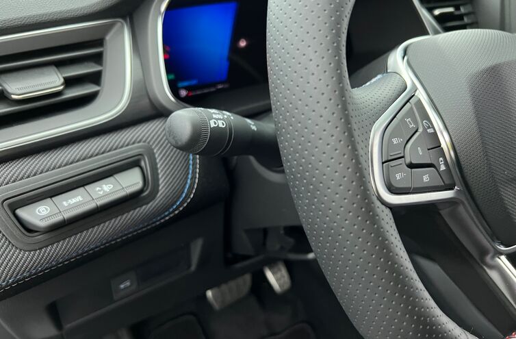 RENAULT Symbioz SUV Hybride Essence