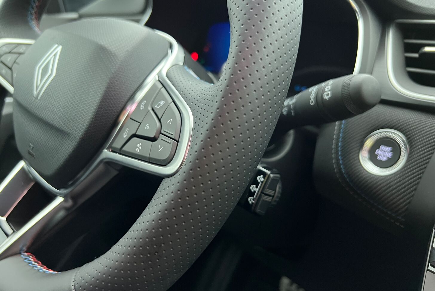 RENAULT Symbioz SUV Hybride Essence